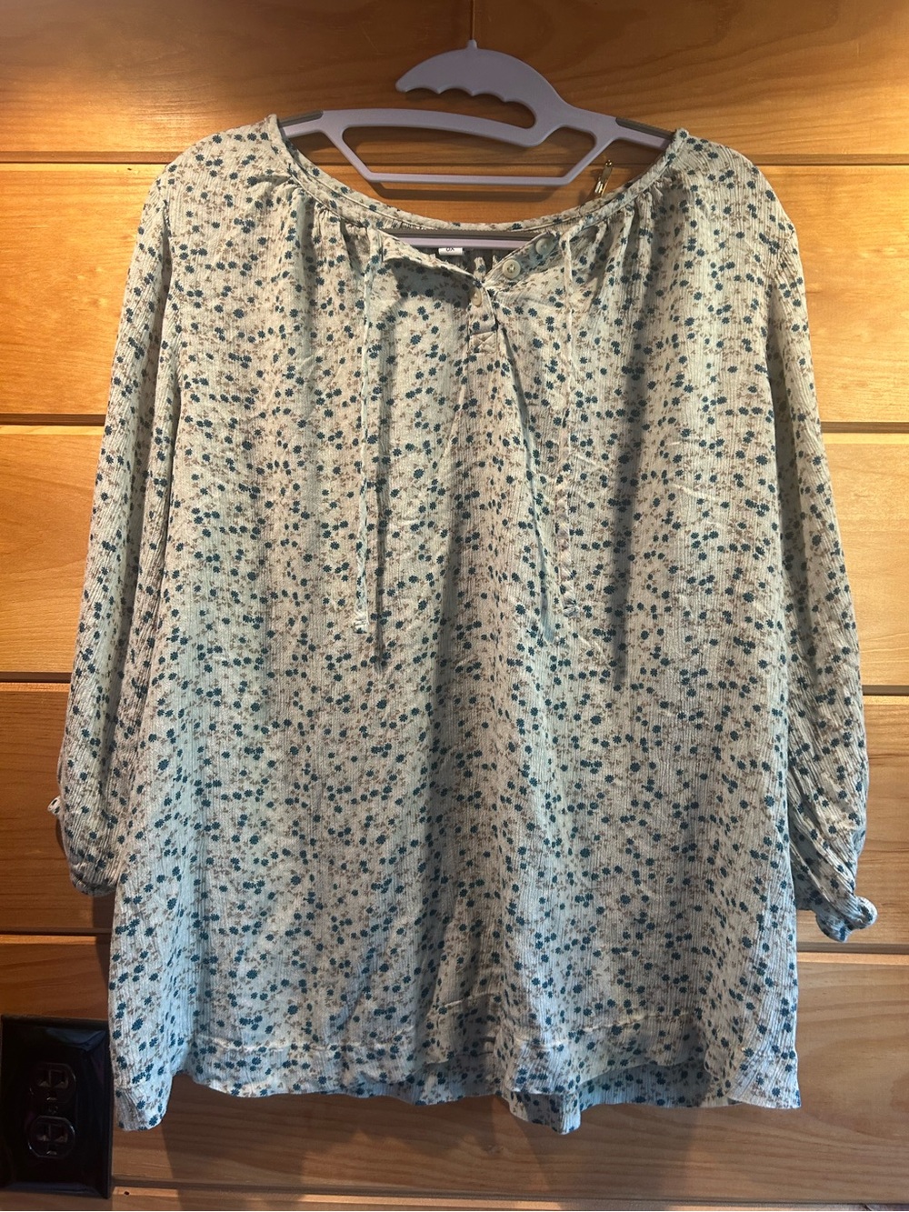 NWOT Women’s Sonoma Floral 3/4 sleeve shirt